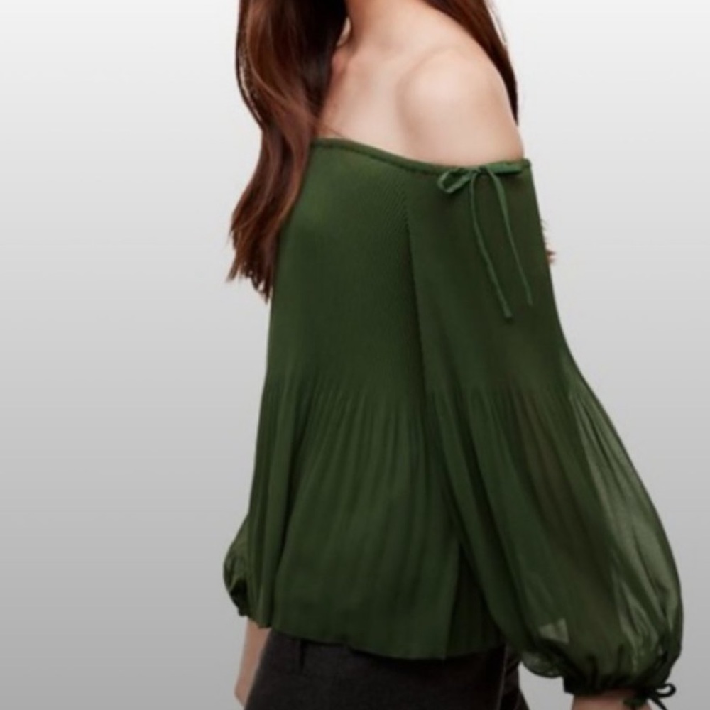 Wilfred Aritzia Talence Chiffon Off the Shoulder Blouse - black